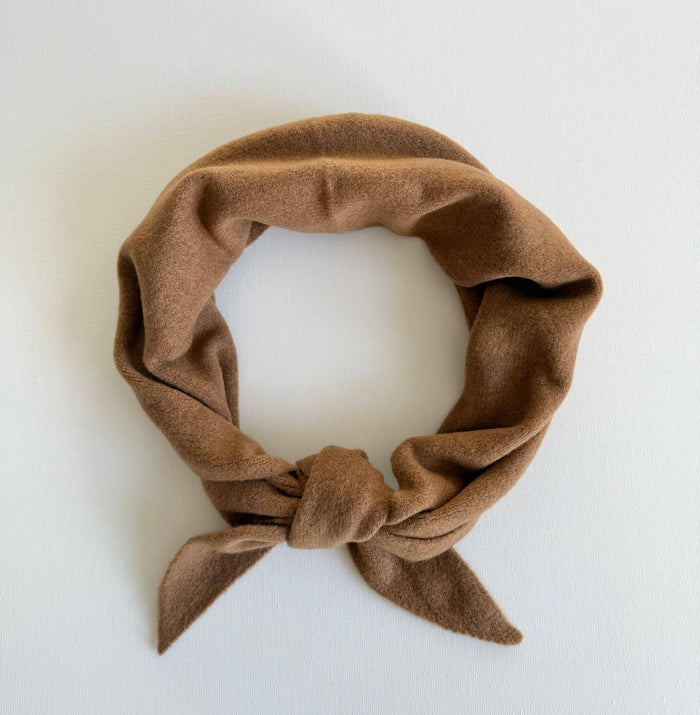 FUZZY WOOL CRAVAT SCARF - Caramel