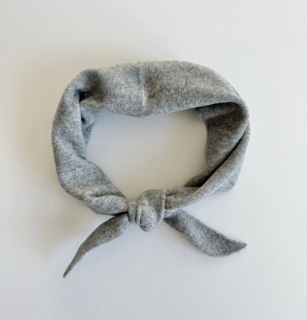 Fuzzy Wool Cravat Scarf: Light grey