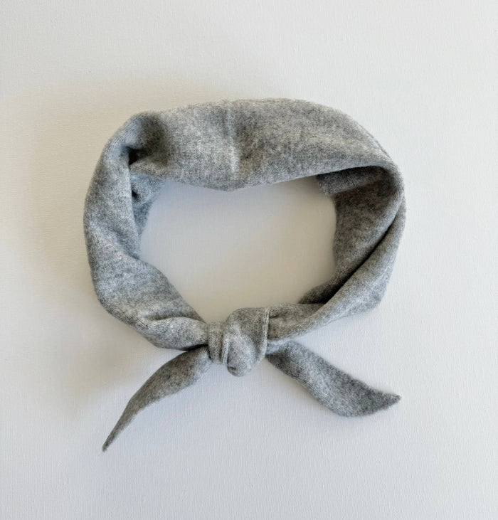 Fuzzy Wool Cravat Scarf: Light grey