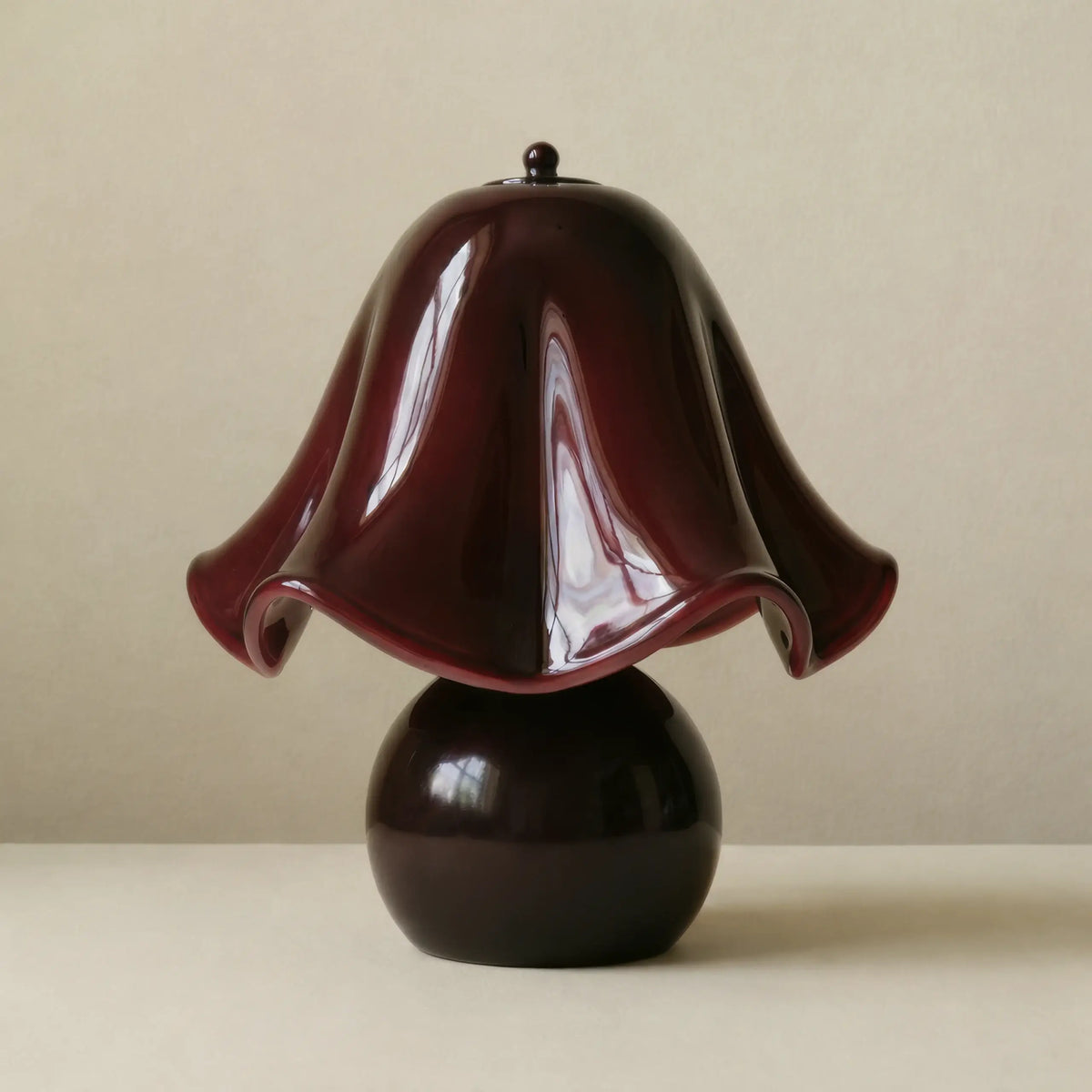 Canterbury Table Lamp: Burgundy