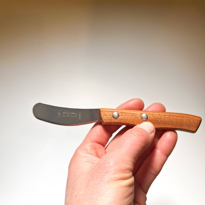 Butter knife