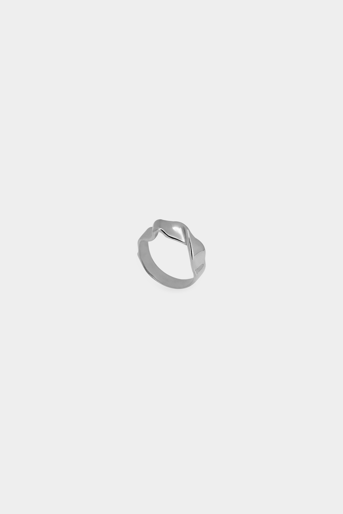 Juliette Ring: Sterling Silver / 6