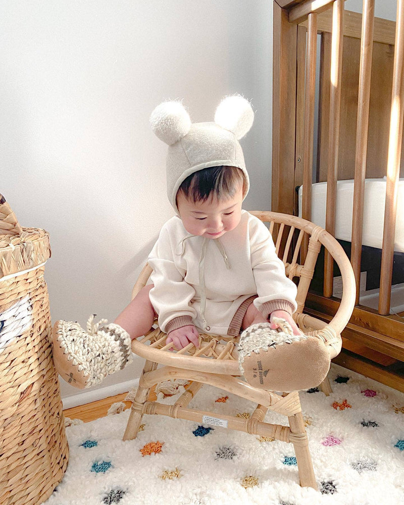 Brown Owl booties: 1/2 (0-6 Months)