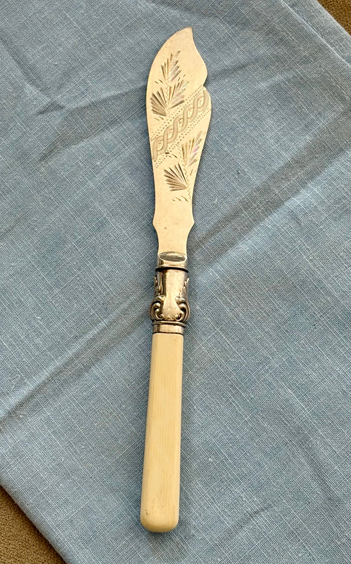 Heirloom Cake Knife