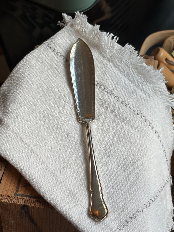 Heirloom Cake Serve Knife