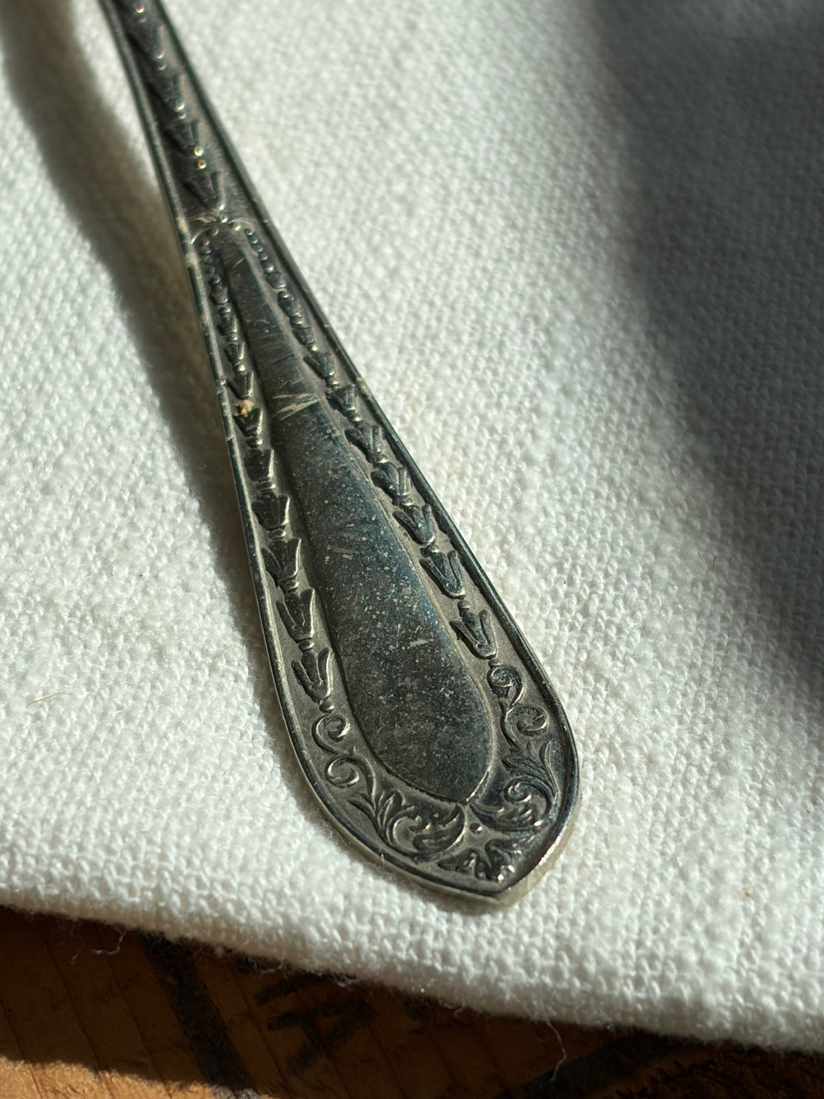 Heirloom Fork - Embossed Ribbon Detailing