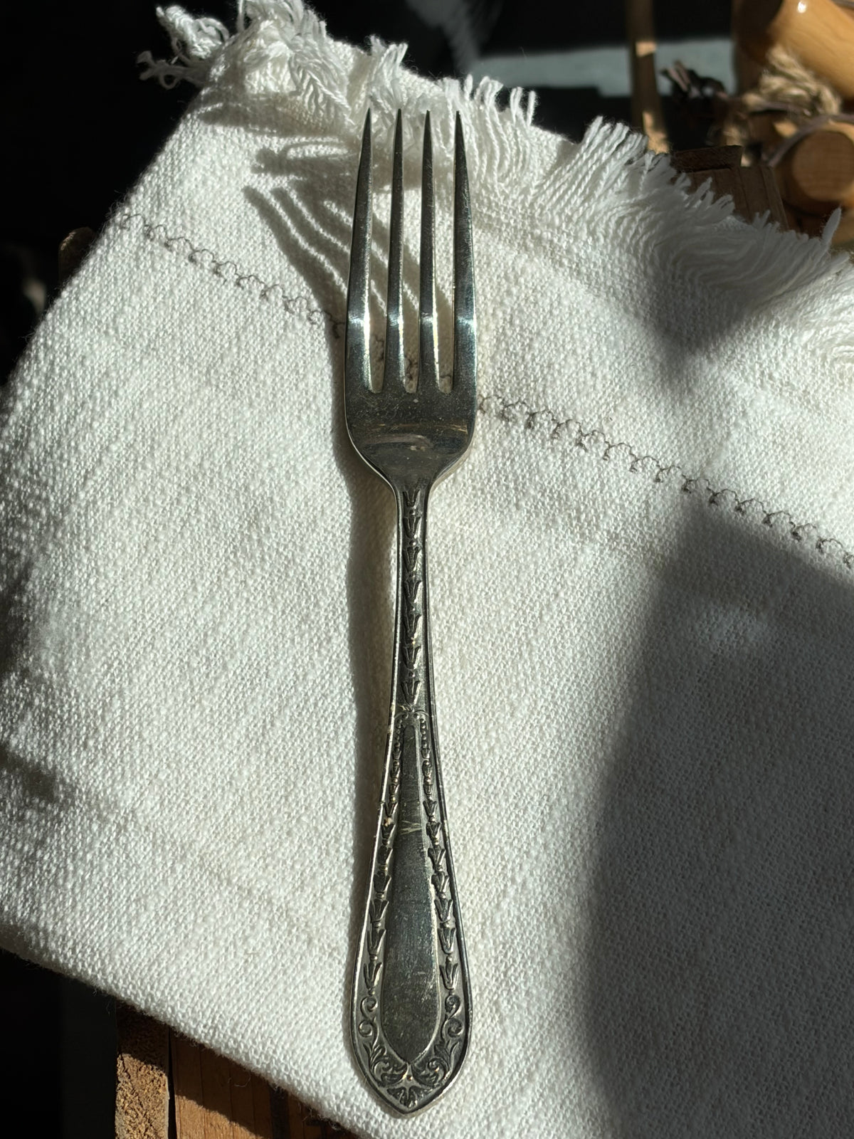Heirloom Fork - Embossed Ribbon Detailing