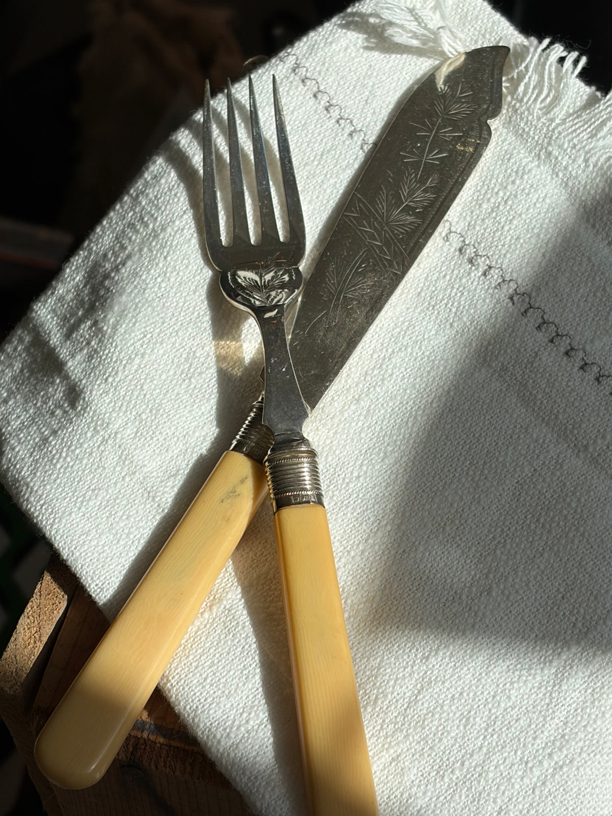 Heirloom Fork + Knife Set - Botanical Leaf
