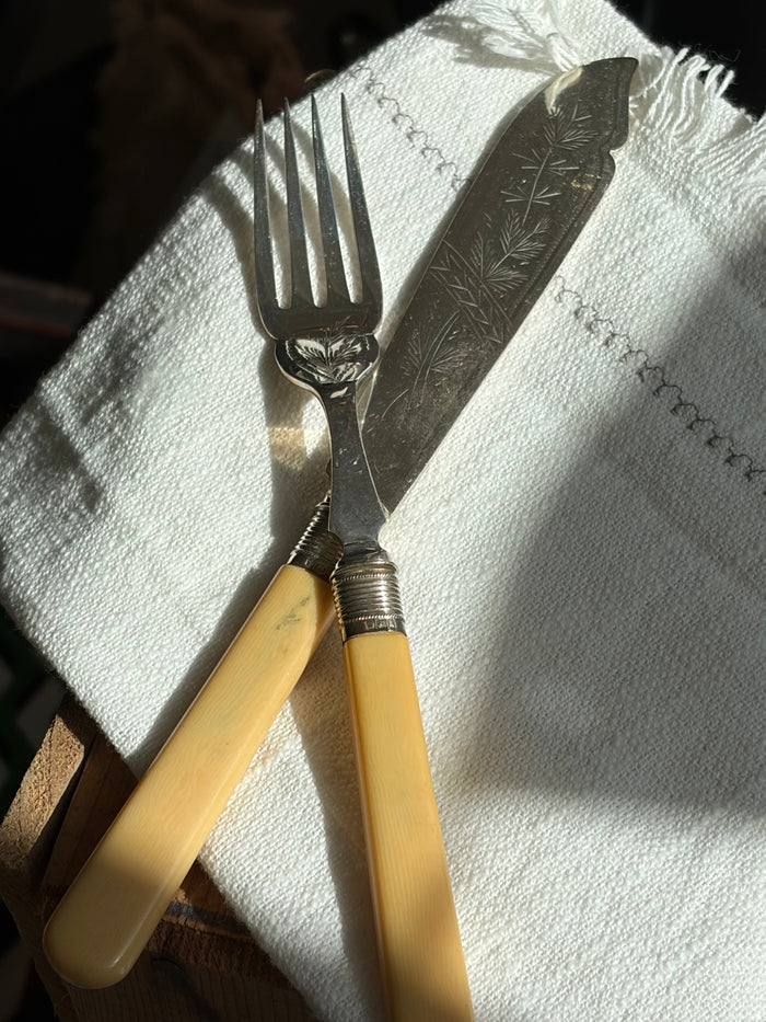 Heirloom Fork + Knife Set - Botanical Leaf