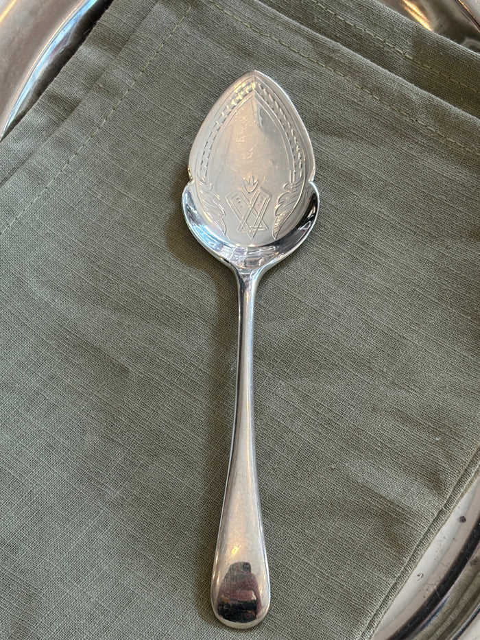 Heirloom Fruit Spoon - Wreath Embossed