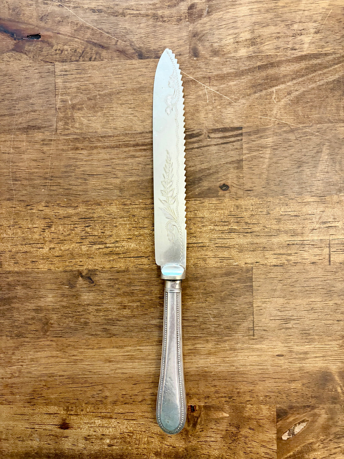 Heirloom Cake Knife - Leafy Blade