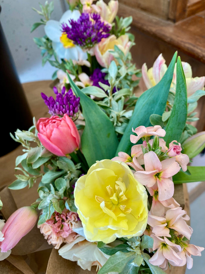 Mason Jar Floral Bouquet