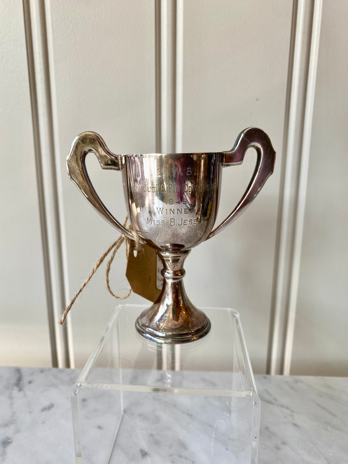 Heirloom Trophy - small