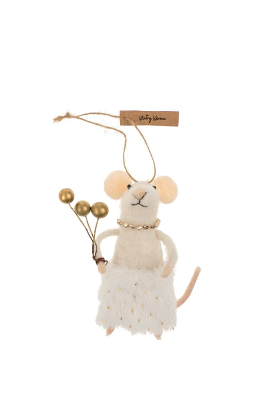 Wintry Winnie Mouse
