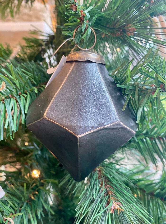 Small Black Diamond Drop