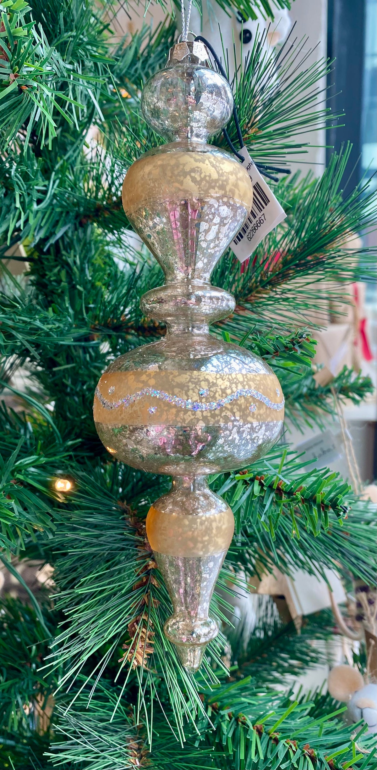 Gold Ava Spindle Ornament