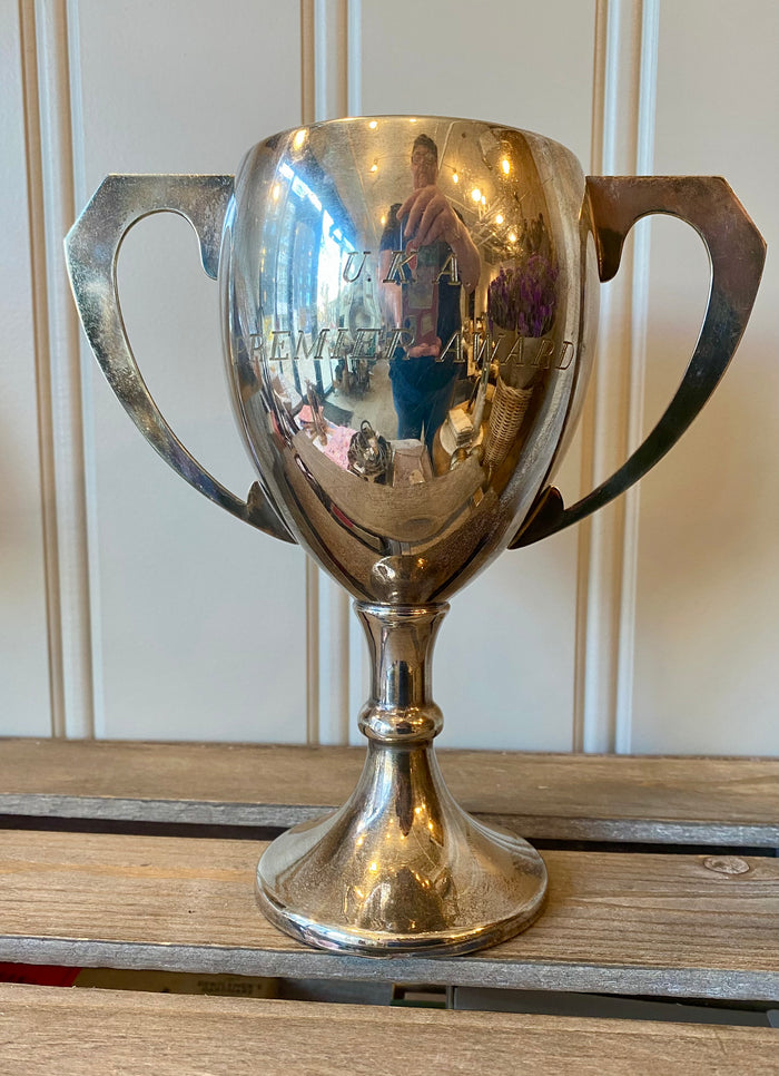Heirloom Trophy - Large
