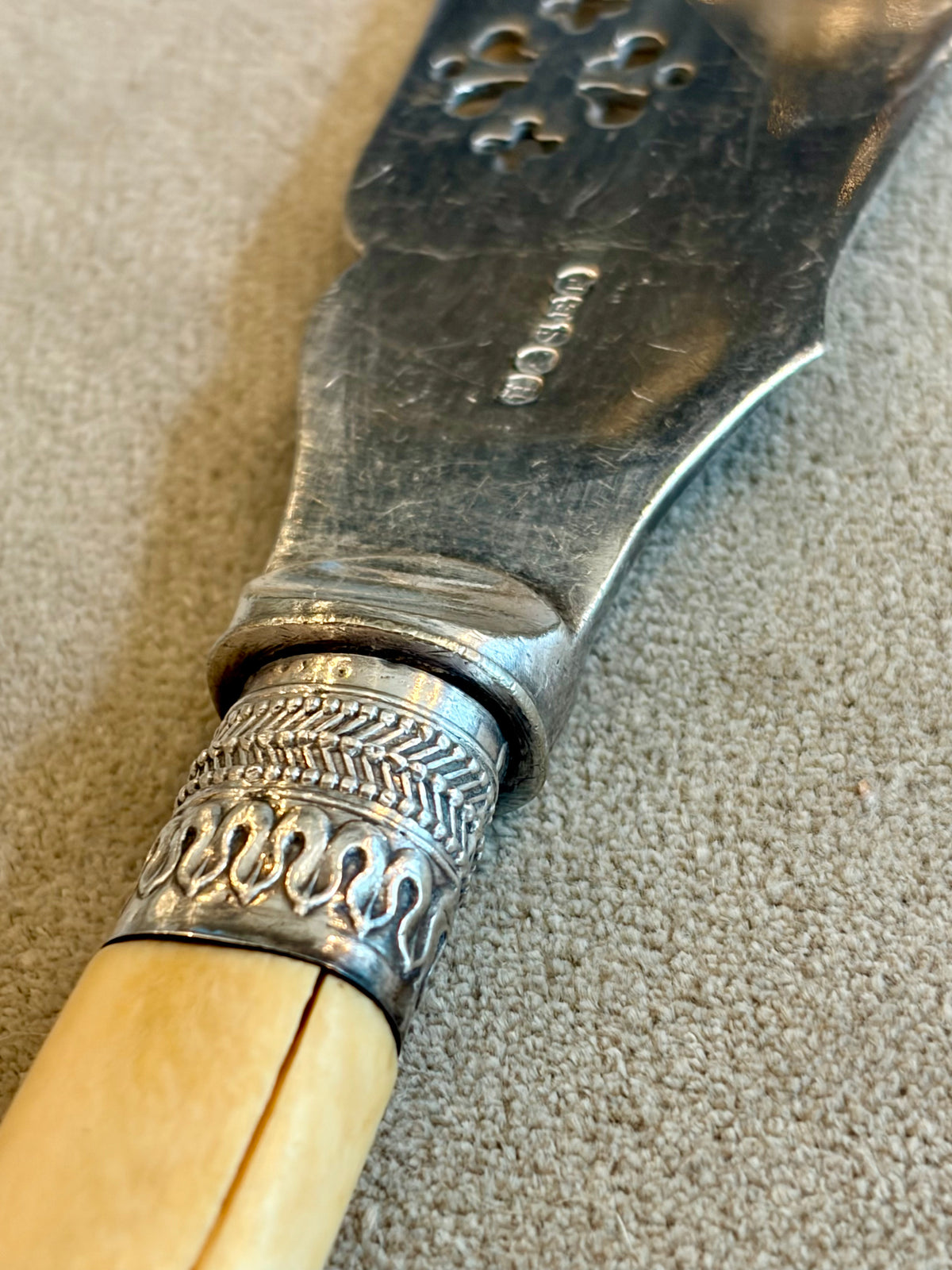 Heirloom Fish Server