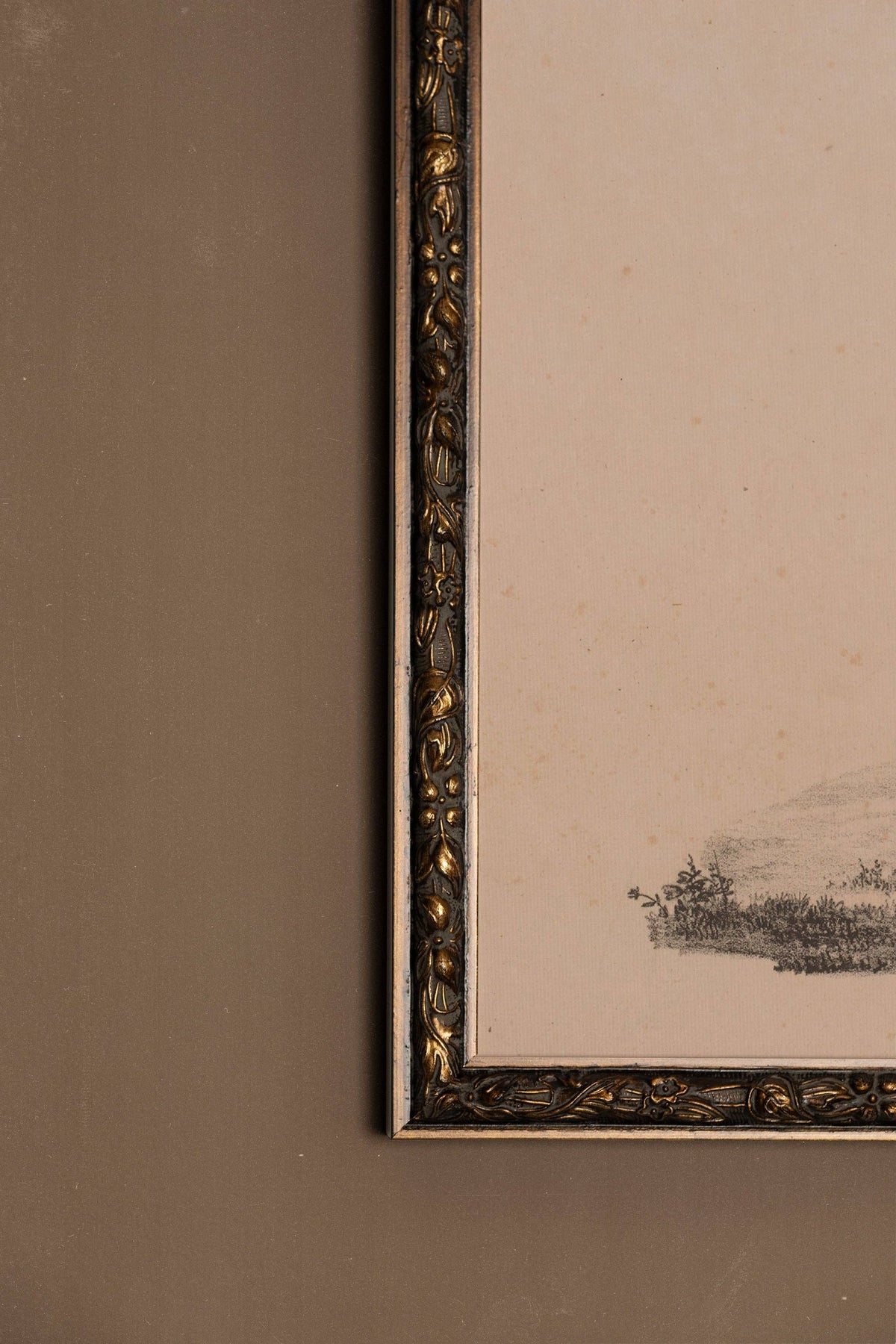 ESQUISSE DU PASSÉ: canvas art print
