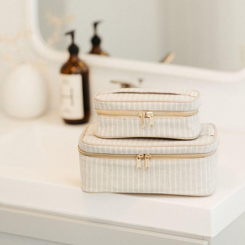 Sand & Stone Beach Stripe Petite Beauty Poche