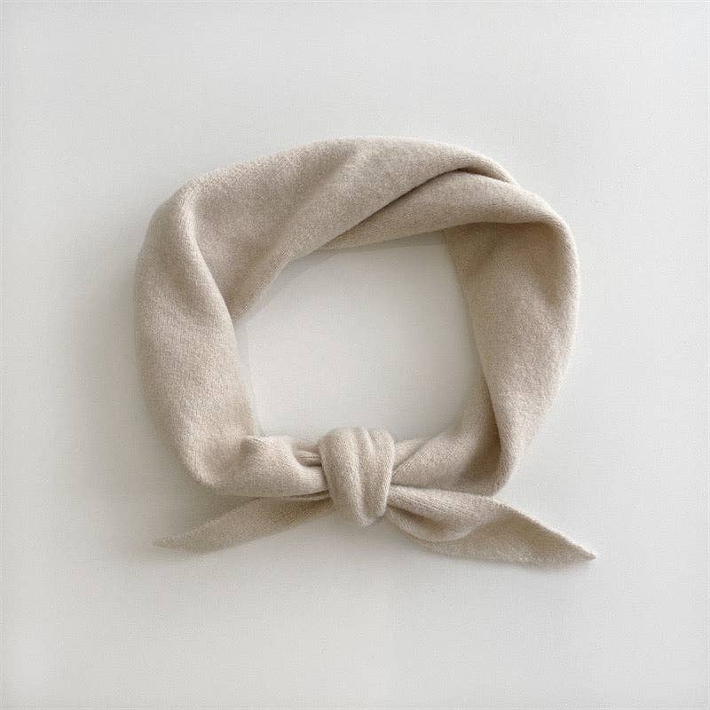 Fuzzy Wool Cravat Scarf: Oatmeal
